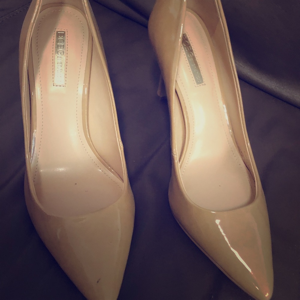 BCBG Nude Pumps